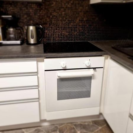 Apartment In The City Center Рованиеми Екстериор снимка